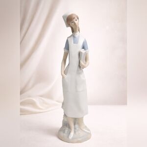 Authentic Lladro 4603 Retired Nurse Matte Finish